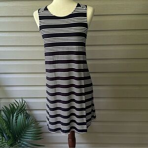 Ann Taylor Loft Navy Blue/White Stripe Swing Dress Size Medium